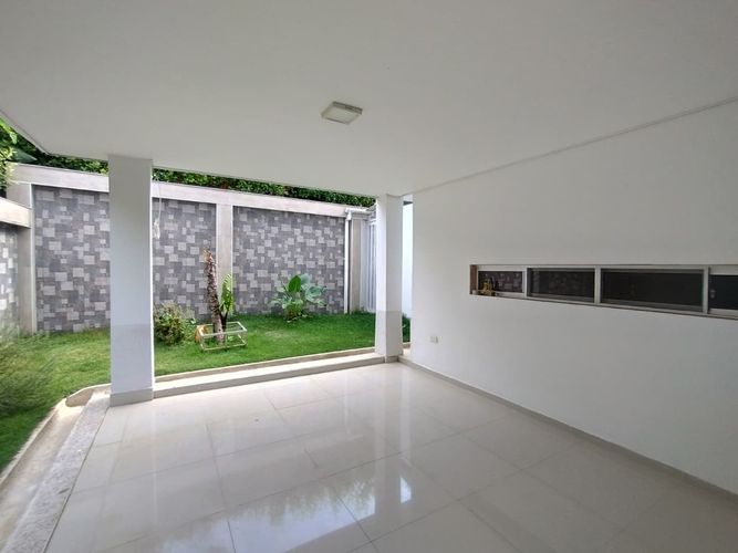 Casa de 5 alcobas en venta en Ciudad Jardin, Cali, 800 m² · foto 6 de 24