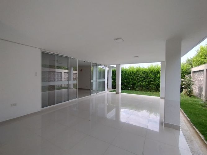 Casa de 5 alcobas en venta en Ciudad Jardin, Cali, 800 m² · foto 7 de 24