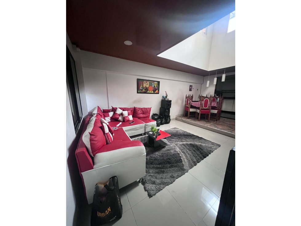 Casa en venta en Marco Fidel Suarez, Bogotá · foto 3 de 16