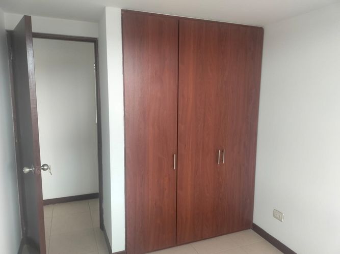 Apartamento de 3 alcobas en venta en Cr Cortijo De Serrezuela, Funza, 72 m² · foto 16 de 24
