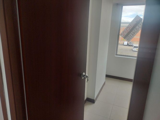 Apartamento de 3 alcobas en venta en Cr Cortijo De Serrezuela, Funza, 72 m² · foto 17 de 24