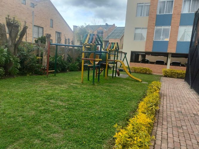 Apartamento de 3 alcobas en venta en Cr Cortijo De Serrezuela, Funza, 72 m² · foto 5 de 24