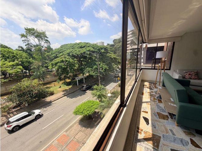 Apartamento de 3 alcobas en venta en Santa Teresita, Cali, 235 m² · foto 8 de 21