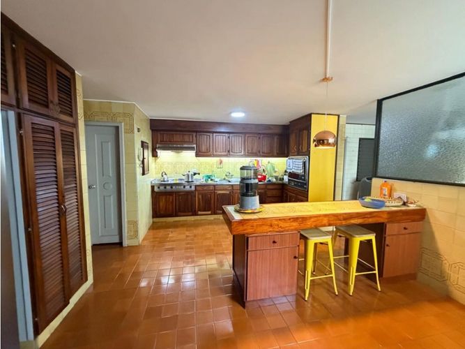 Apartamento de 3 alcobas en venta en Santa Teresita, Cali, 235 m² · foto 11 de 21