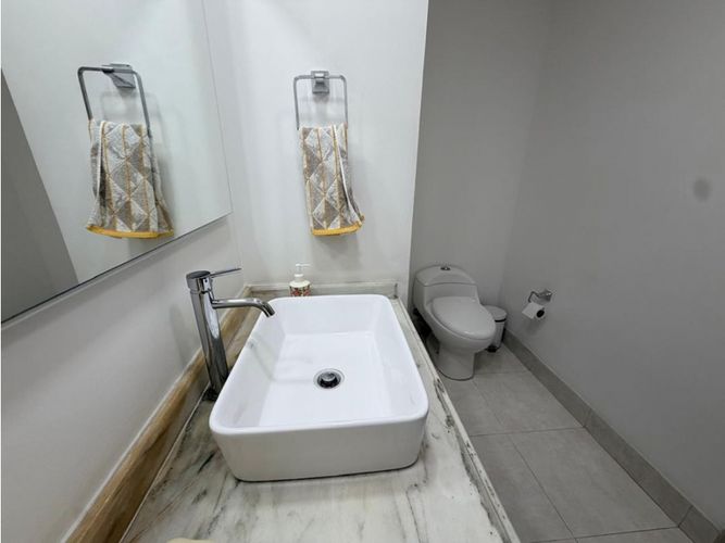 Apartamento de 3 alcobas en venta en Santa Teresita, Cali, 235 m² · foto 19 de 21