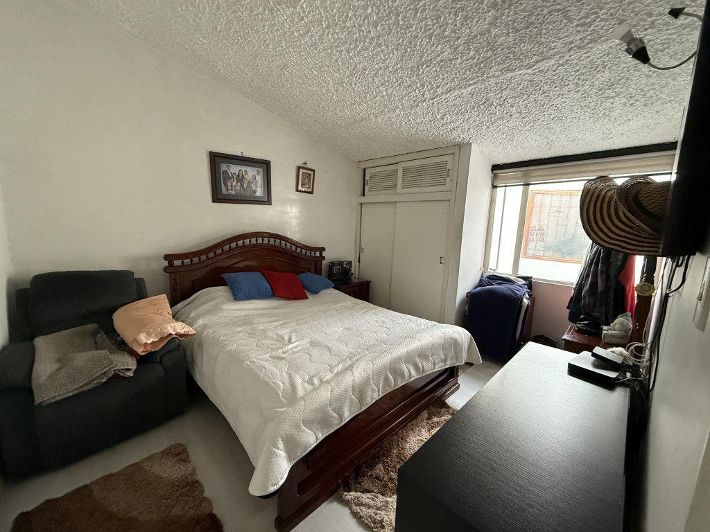 Casa en venta en La Cabana, Bogotá · foto 7 de 12