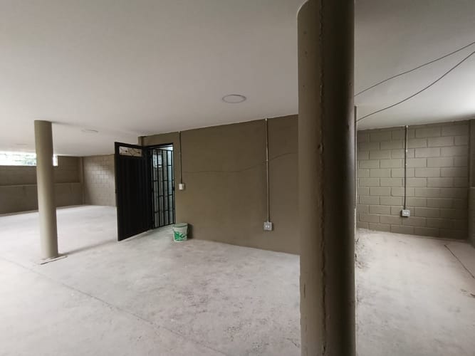 Bodega en arriendo en Perpetuo Socorro, Medellín, 300 m² · foto 10 de 13
