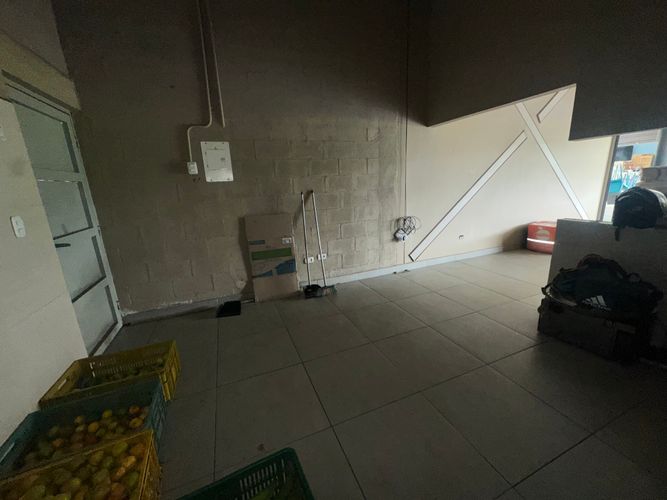 Local en arriendo en Lagos De Iraka, Armenia, 31 m² · foto 13 de 14