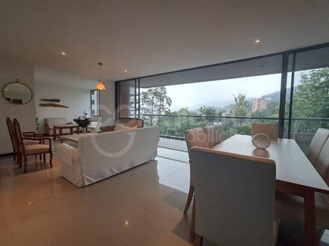 Apartamento de 2 alcobas en arriendo en Cola Del Zorro, Medellín, 145 m² · foto 3 de 22