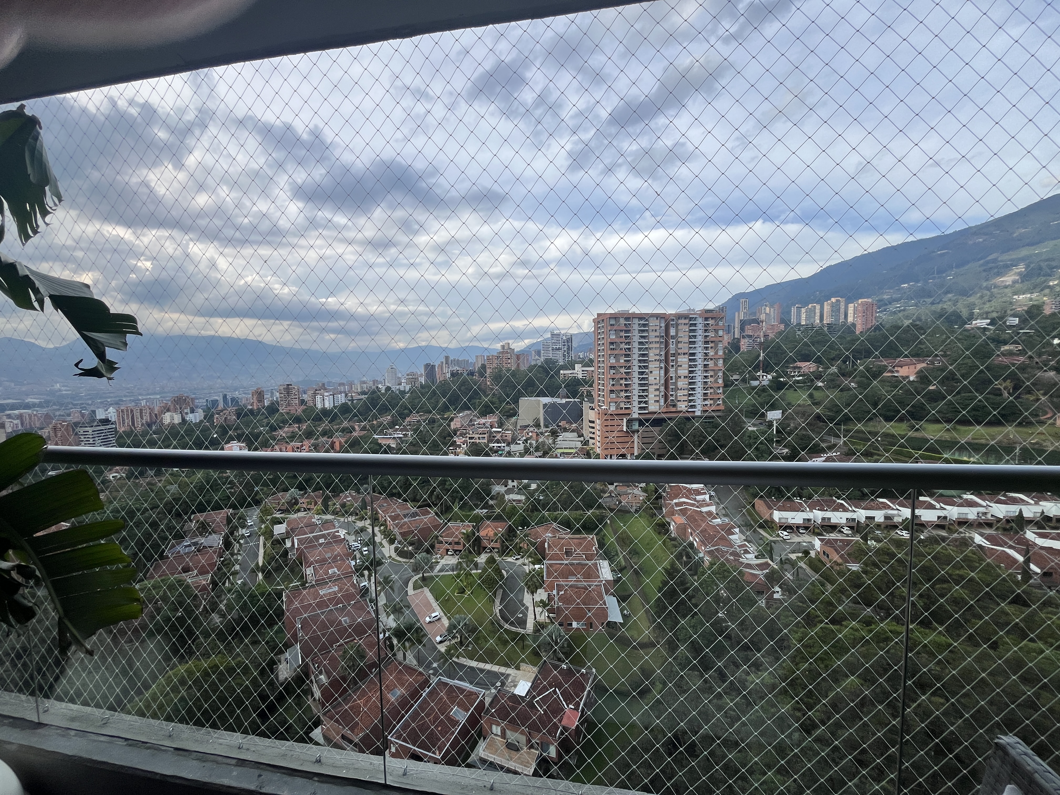 Apartamento en venta en Loma Del Esmeraldal, Envigado · foto 7 de 11