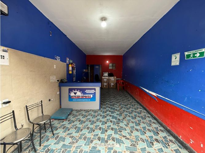Casa de 10 alcobas en venta en Ricaurte, Bogotá, 370 m² · foto 6 de 24