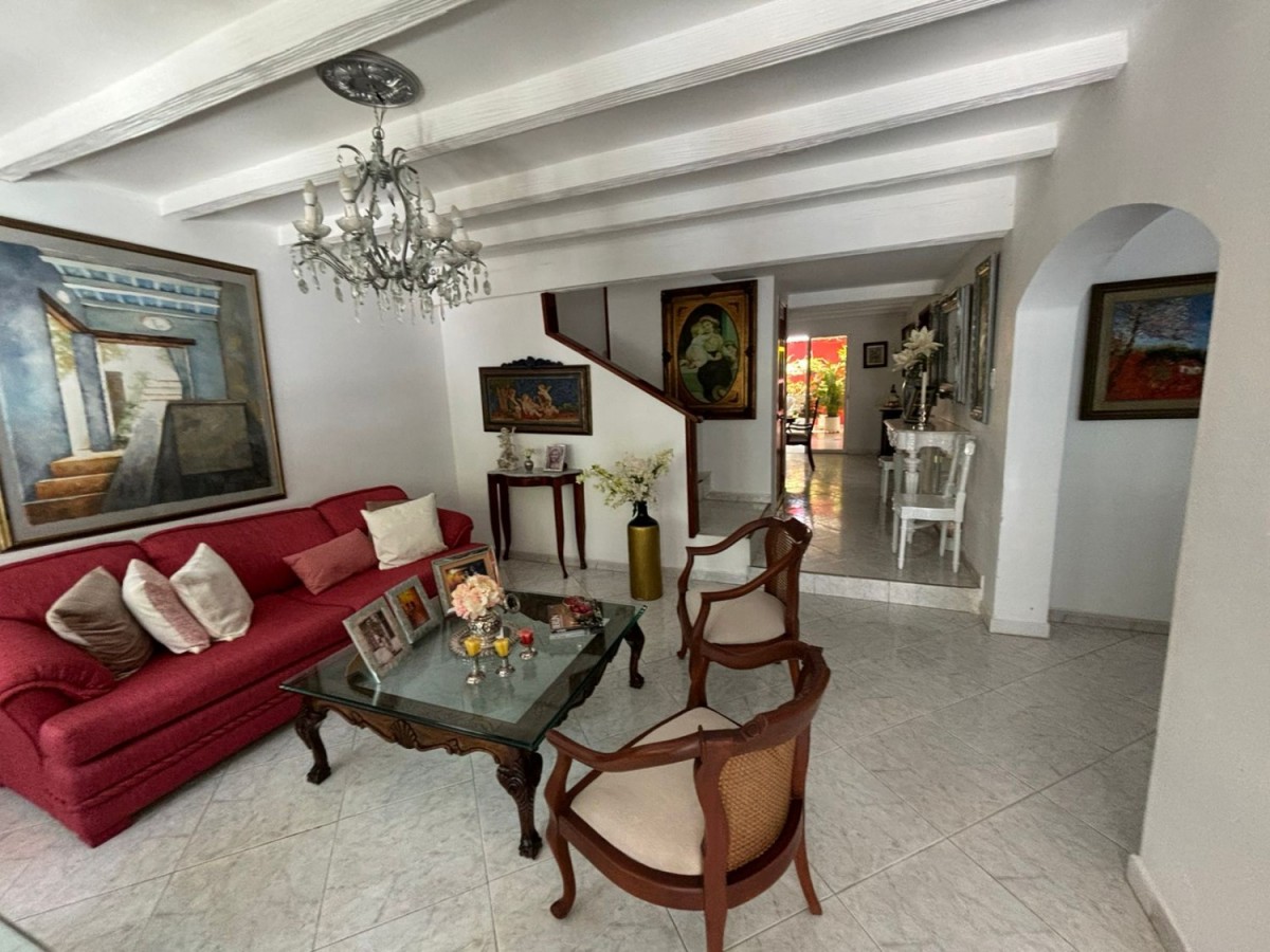 Casa en venta en Manga, Cartagena · foto 2 de 13