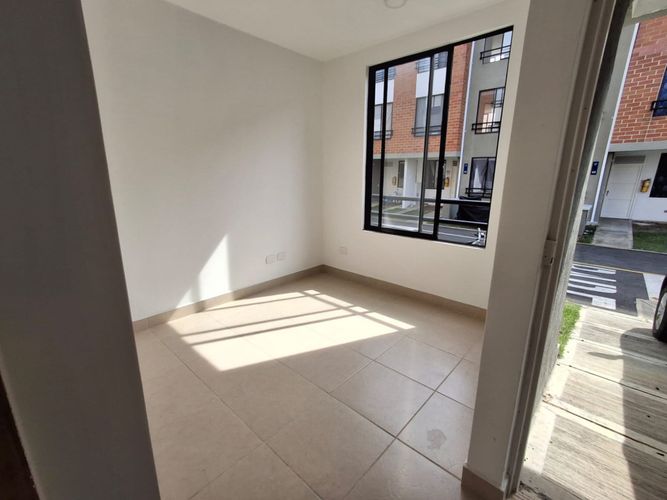 Casa de 3 alcobas en venta en Alfaguara, Jamundí, 80 m² · foto 4 de 24