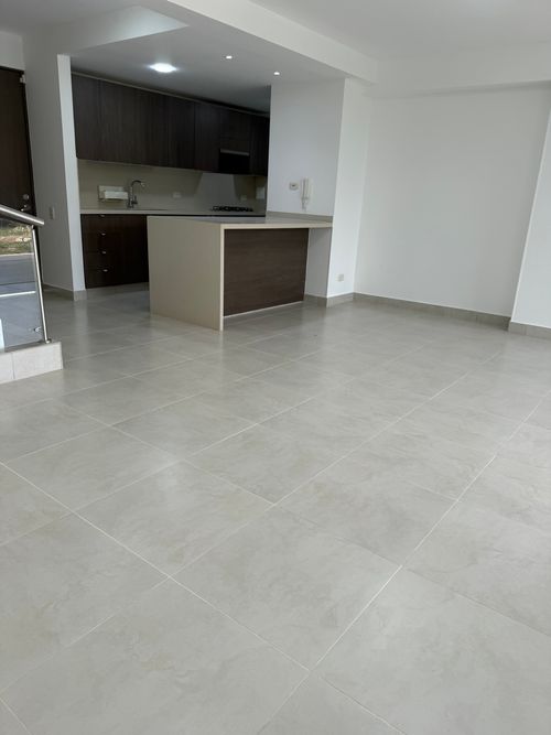 Casa de 3 alcobas en venta en Las Mercedes, Jamundí, 291 m² · foto 10 de 24
