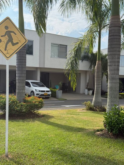 Casa de 3 alcobas en venta en Las Mercedes, Jamundí, 291 m² · foto 21 de 24