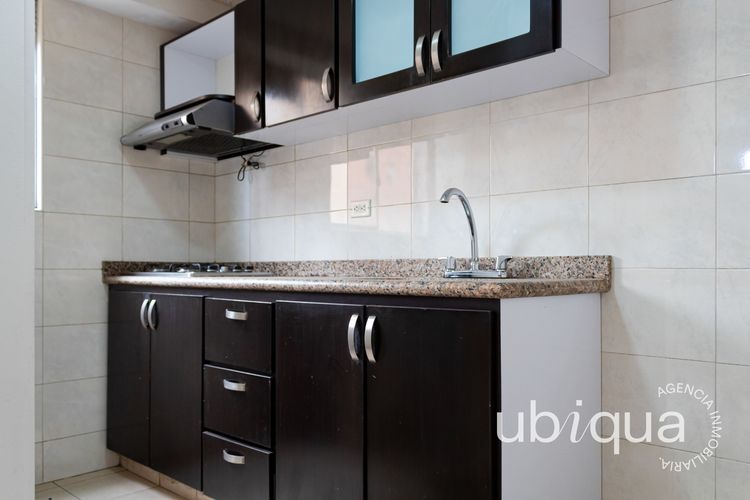 Apartamento de 3 alcobas en venta en Hayuelos, Bogotá, 60 m² · foto 6 de 24