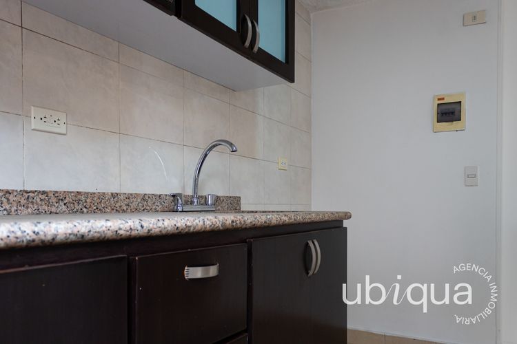 Apartamento de 3 alcobas en venta en Hayuelos, Bogotá, 60 m² · foto 8 de 24