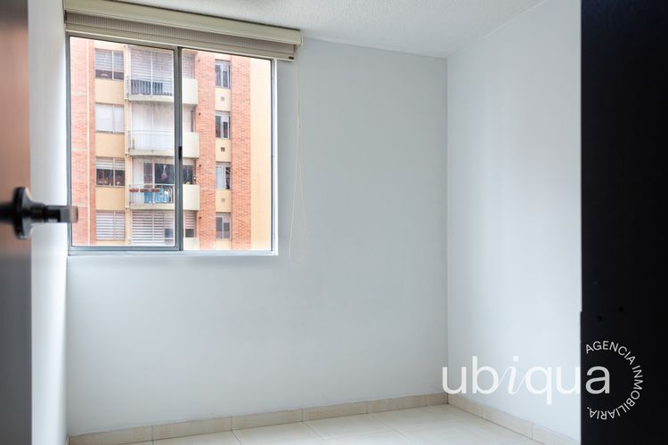 Apartamento de 3 alcobas en venta en Hayuelos, Bogotá, 60 m² · foto 18 de 24