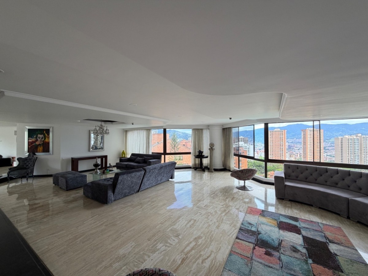 Apartamento en arriendo en El Poblado, Medellín · foto 4 de 24