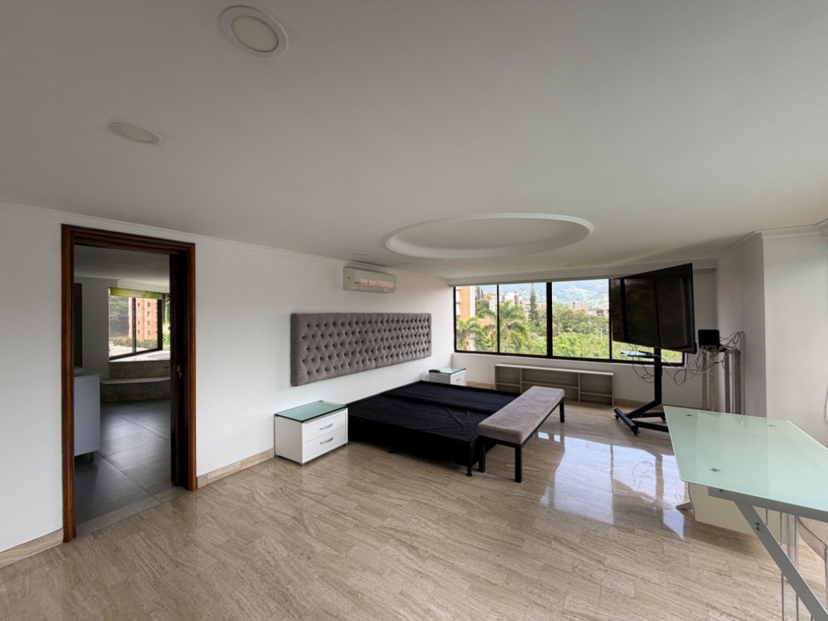 Apartamento en arriendo en El Poblado, Medellín · foto 17 de 24