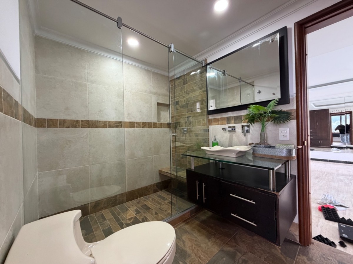 Apartamento en arriendo en El Poblado, Medellín · foto 24 de 24