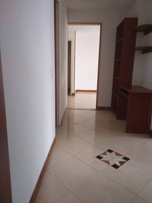 Apartamento de 3 alcobas en venta en Mallorca, Bogotá, 64 m² · foto 5 de 15