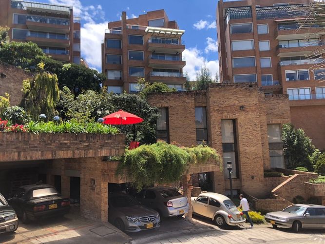 Casa de 5 alcobas en venta en Cerros De Suba, Bogotá, 586 m² · foto 21 de 23