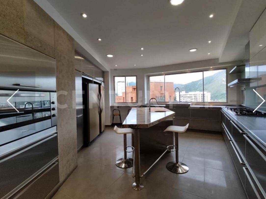Apartamento en Arriendo en Arboledas, Cali