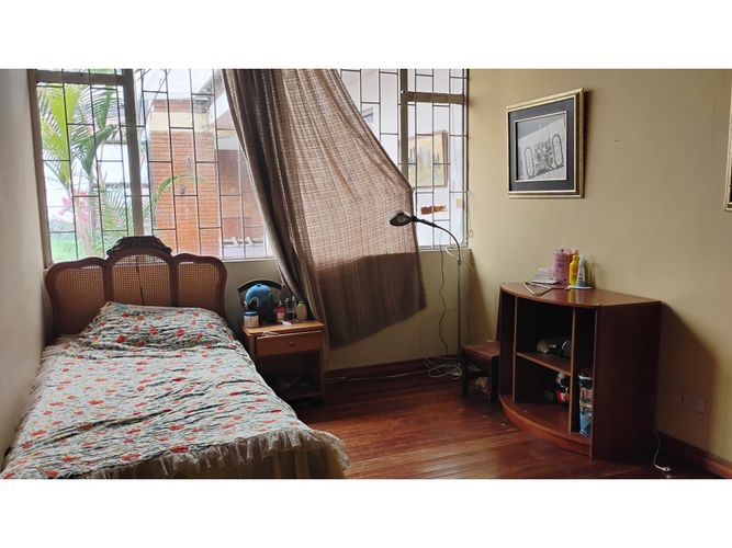 Casa de 3 alcobas en arriendo en El Contador, Bogotá, 489 m² · foto 13 de 24