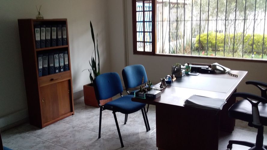Casa de 6 alcobas en arriendo en Cedritos, Bogotá, 400 m² · foto 11 de 15