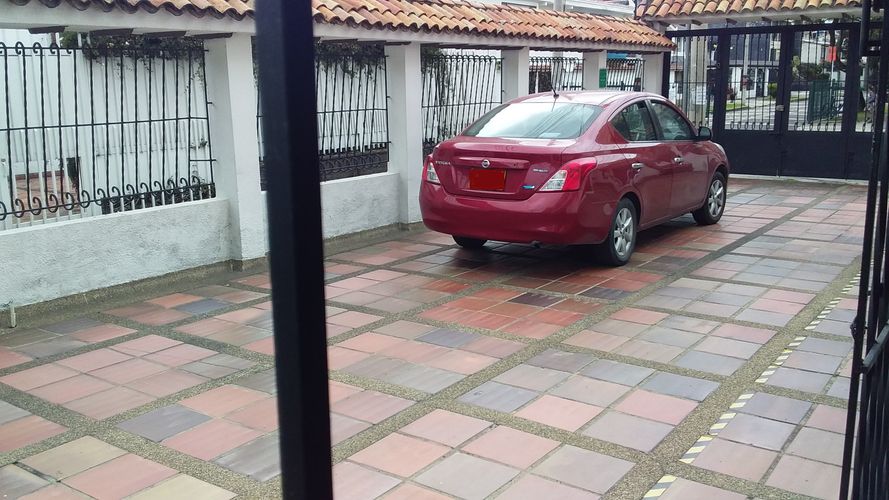 Casa de 6 alcobas en arriendo en Cedritos, Bogotá, 400 m² · foto 15 de 15