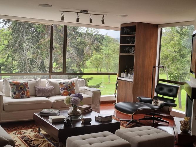 Apartamento de 1 alcoba en venta en La Carolina, Bogotá, 135 m² · foto 3 de 24