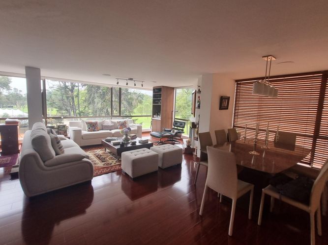Apartamento de 1 alcoba en venta en La Carolina, Bogotá, 135 m² · foto 4 de 24