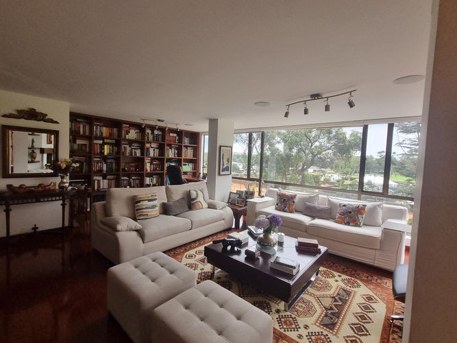 Apartamento de 1 alcoba en venta en La Carolina, Bogotá, 135 m² · foto 8 de 24