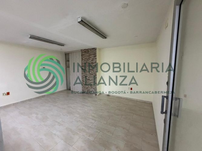 Local en venta en Centro, Bucaramanga, 24 m² · foto 6 de 8