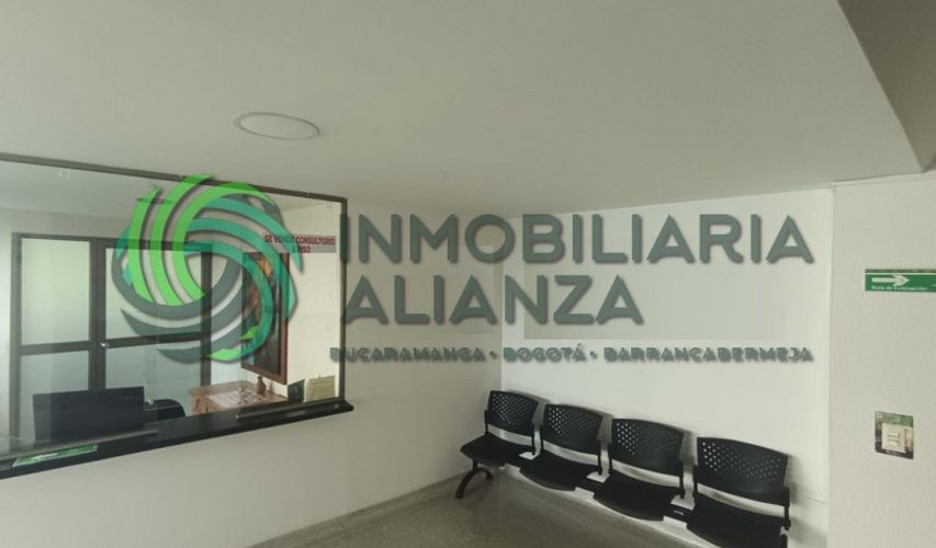 Consultorio en venta en Mejoras Publicas, Bucaramanga, 30 m² · foto 2 de 9