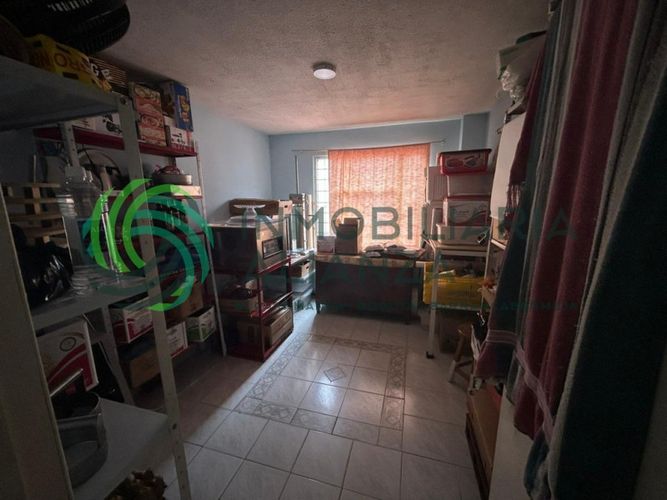 Casa de 7 alcobas en venta en La Victoria, Bucaramanga, 221 m² · foto 6 de 24