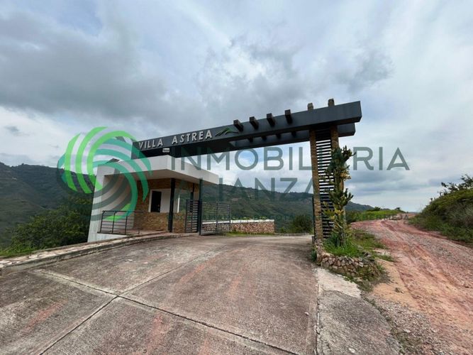 Lote en venta en Palogordo, Girón, 1000 m² · foto 2 de 12