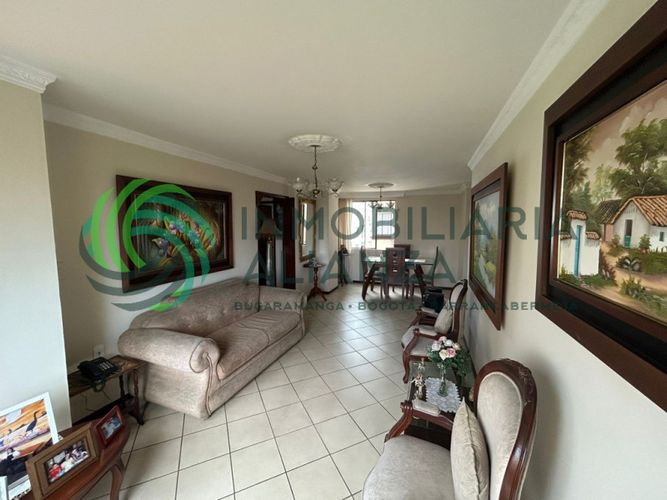 Apartamento de 3 alcobas en venta en La Floresta, Bucaramanga, 88 m² · foto 6 de 24