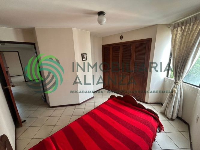 Apartamento de 3 alcobas en venta en La Floresta, Bucaramanga, 88 m² · foto 18 de 24