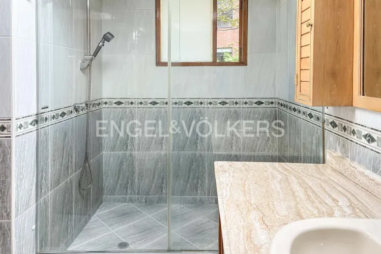Casa de 3 alcobas en venta en Gratamira, Bogotá, 285 m² · foto 17 de 18