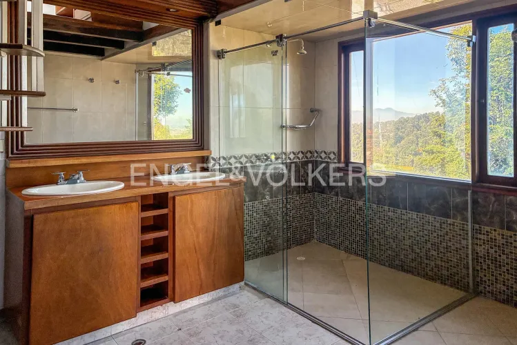 Casa de 3 alcobas en venta en Gratamira, Bogotá, 285 m² · foto 14 de 18