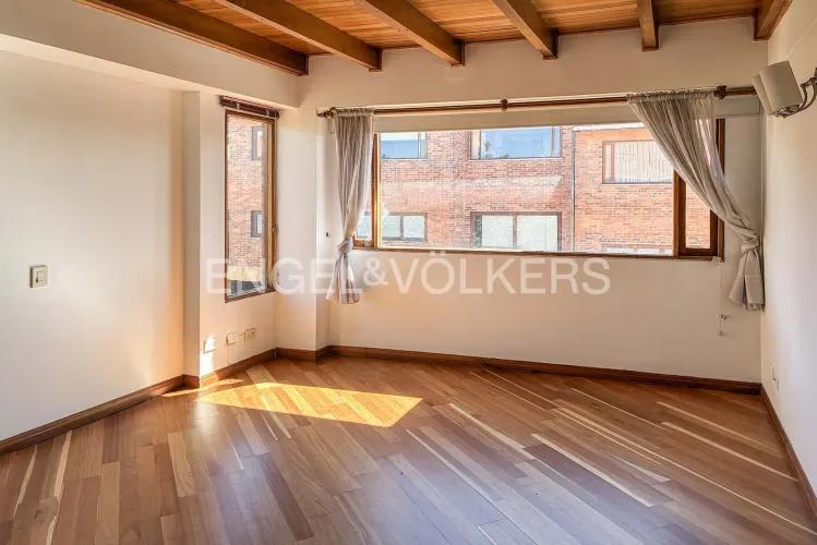 Casa de 3 alcobas en venta en Gratamira, Bogotá, 285 m² · foto 11 de 18