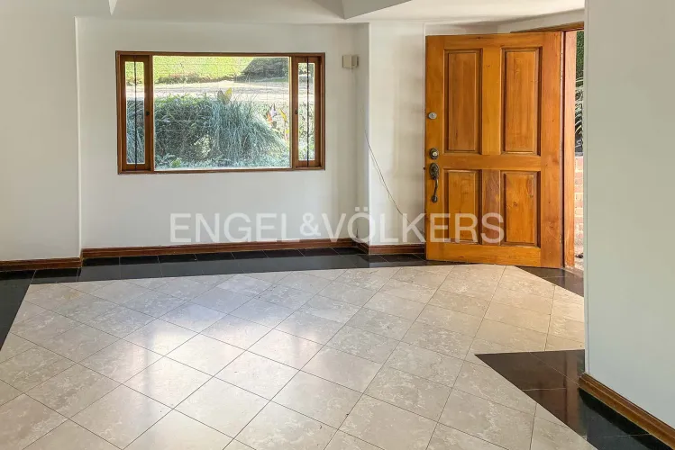 Casa de 3 alcobas en venta en Gratamira, Bogotá, 285 m² · foto 5 de 18