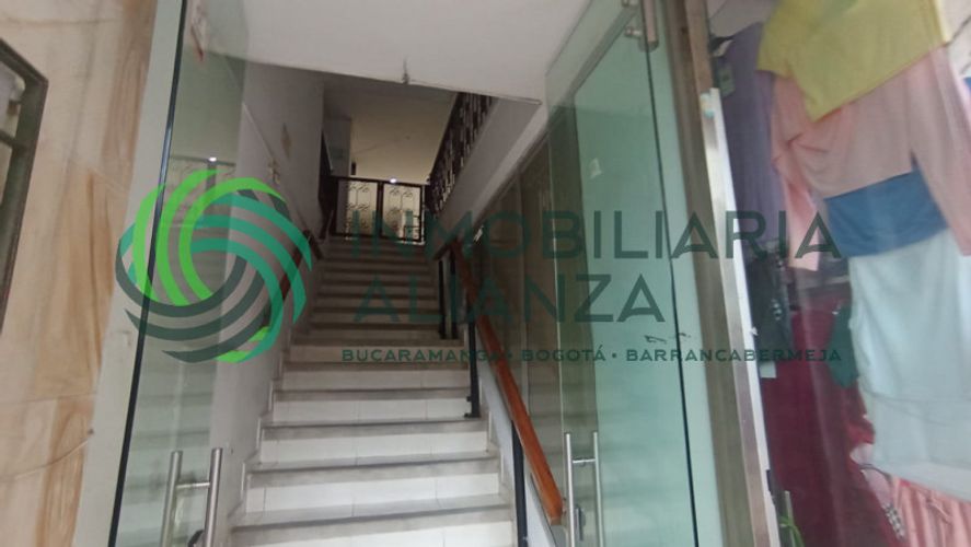Oficina en arriendo en Centro, Bucaramanga, 15 m² · foto 2 de 5