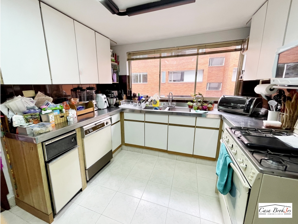 Apartamento en venta en Los Rosales, Bogotá · foto 9 de 22