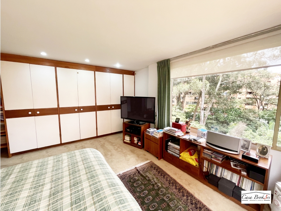 Apartamento en venta en Los Rosales, Bogotá · foto 13 de 22