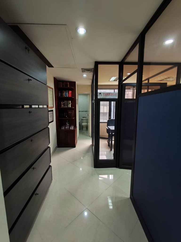 Oficina en venta en El Poblado, Medellín 4