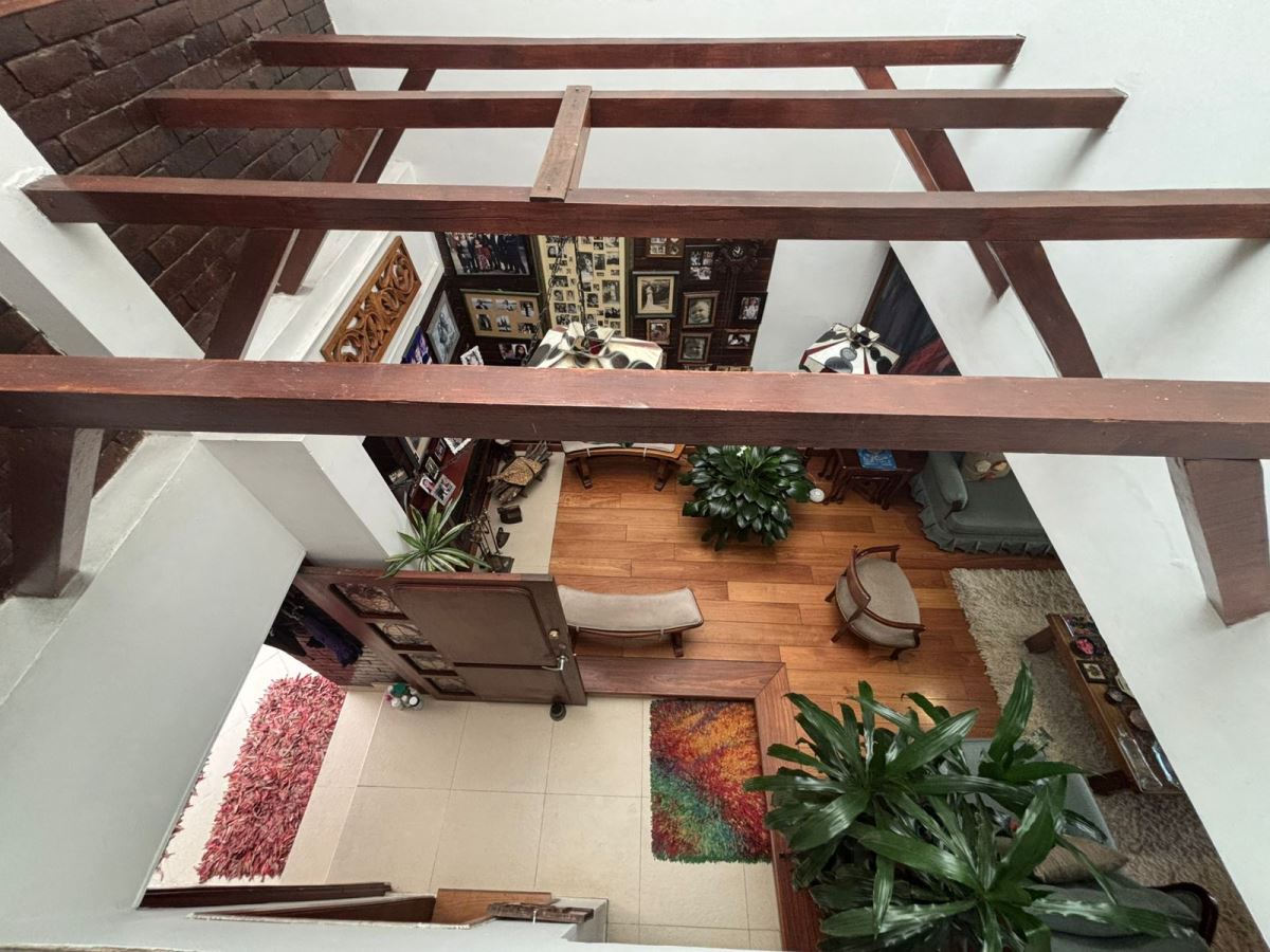 Casa en venta en San Jose De Bavaria, Bogotá · foto 11 de 24