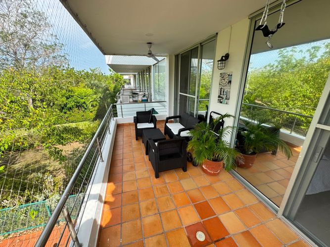 Apartamento de 2 alcobas en venta en Condominio Laguna Club, Cartagena, 94 m² · foto 3 de 24